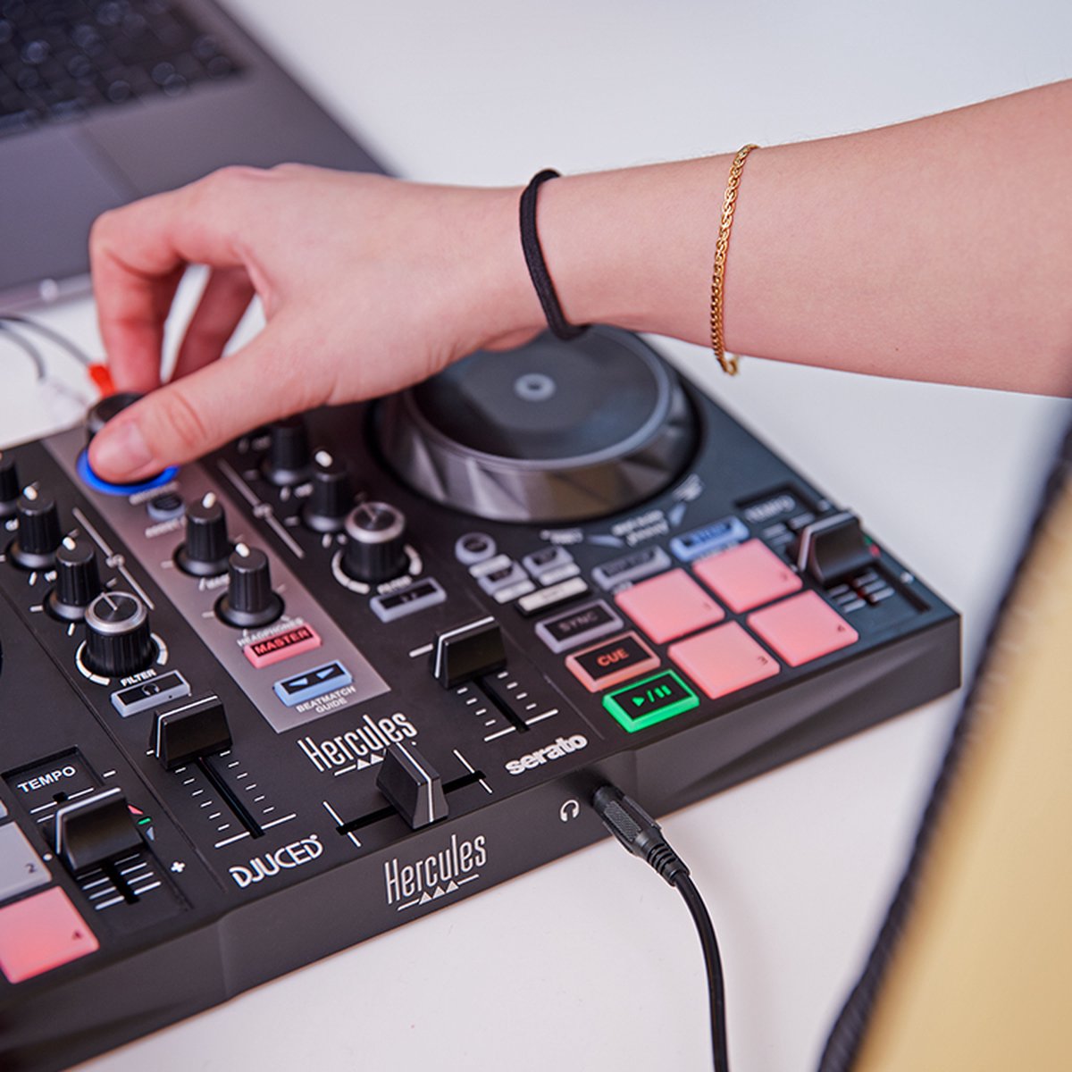 Hercules DJLearning Kit MK2 — All-in-One Kit for Learning to Mix