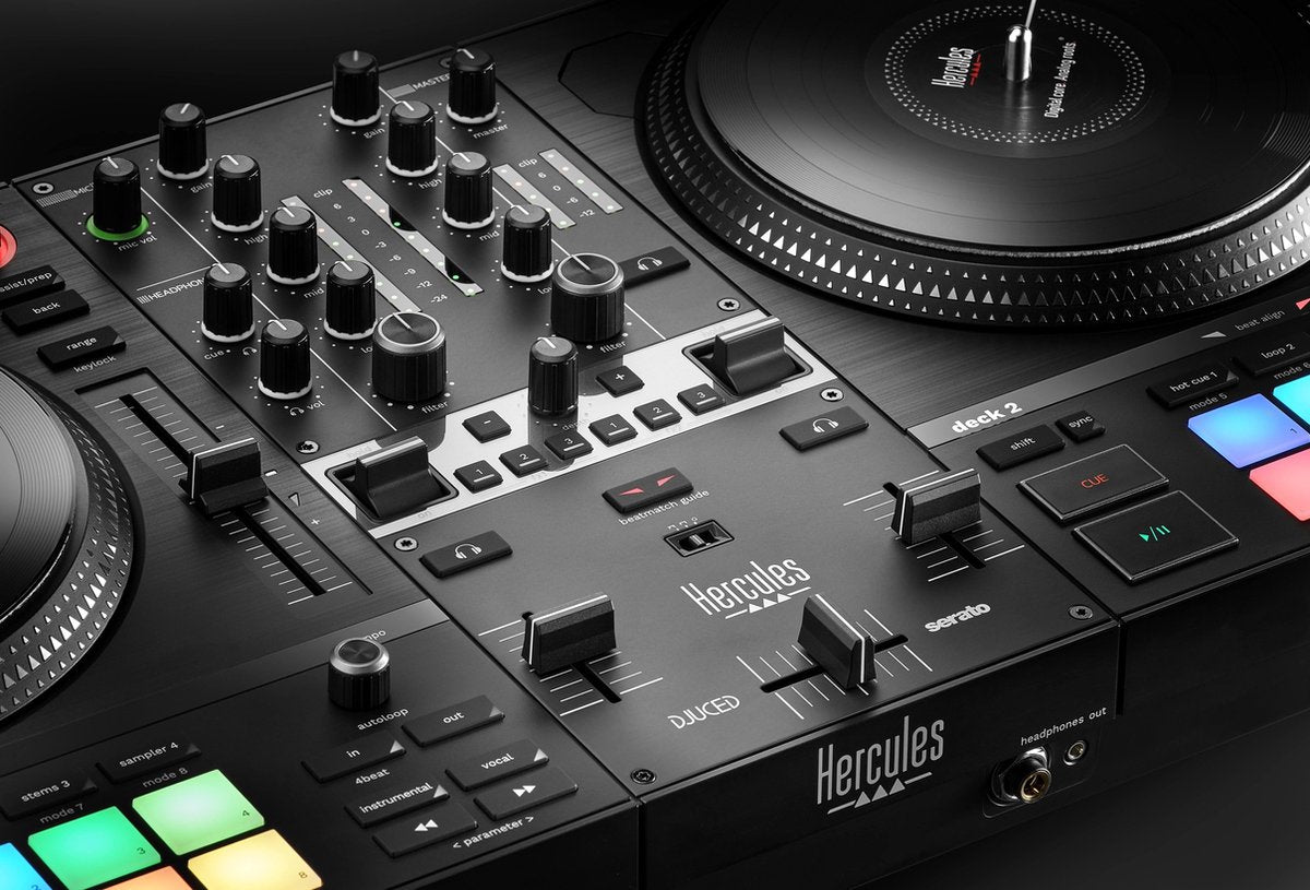 Hercules DJControl Inpulse T7 – Professionele DJ-controller met gemotoriseerde 7-inch jogwheels, ingebouwde verlichting en geavanceerde functies