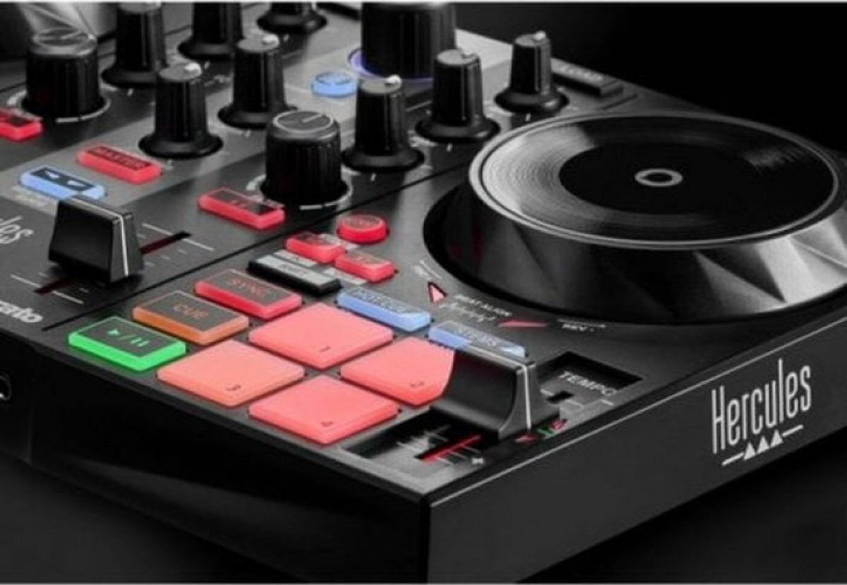 Hercules DJControl Inpulse 200 MK2 – Contrôleur DJ compact avec guides lumineux LED, fonctionnalités améliorées et compatibilité avec les logiciels DJUCED et SERATO