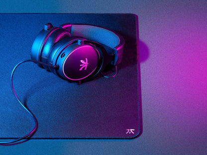 Fnatic DASH XL – Gaming-muismat – Groot formaat 490 × 400 mm – Hybride getextureerd oppervlak – Antislipbasis – Zwart