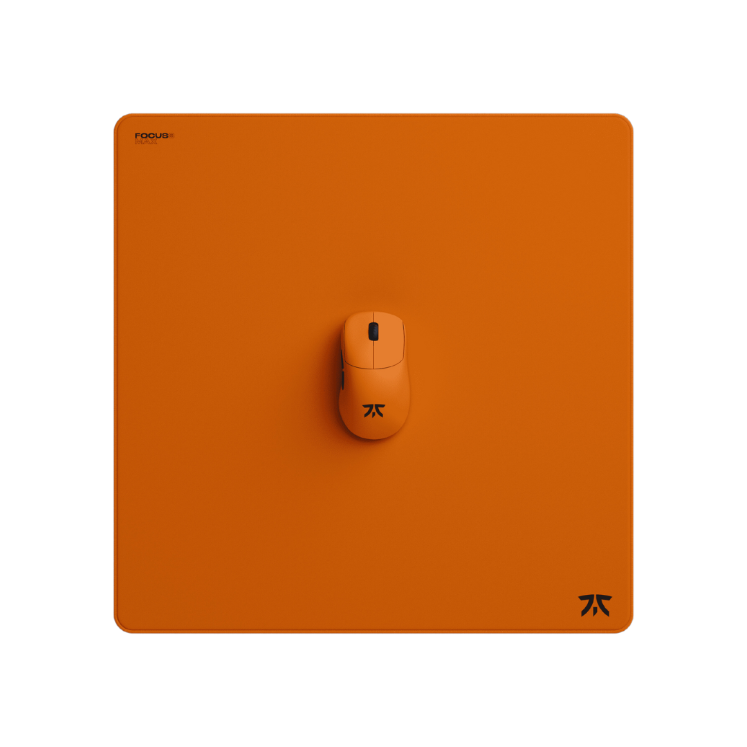 Fnatic FOCUS 3 MAX XL – Tapis de souris gaming – Surface en tissu micro-texturé – Base antidérapante – Couleur Sunrise Orange