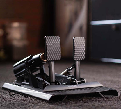 MOZA mBooster Active Pedal Set - Pedaalset met force feedback en geavanceerde instellingen