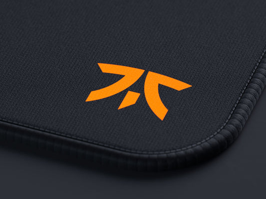 Fnatic FOCUS 3 L – Gaming-muismat – Microgetextureerd textieloppervlak – Antislipbasis – Zwart