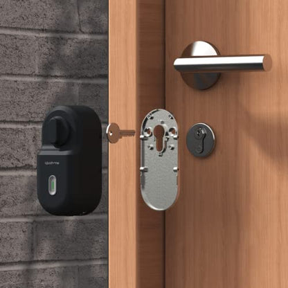 igloohome Pack Retrofit + Keypad + Bridge - Transformez votre serrure en serrure connectée.